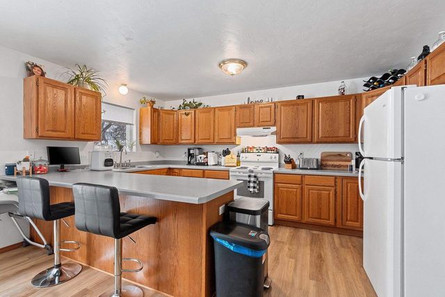 2700 MAPLE HILLS DRIVE, Green Bay, WI 54313