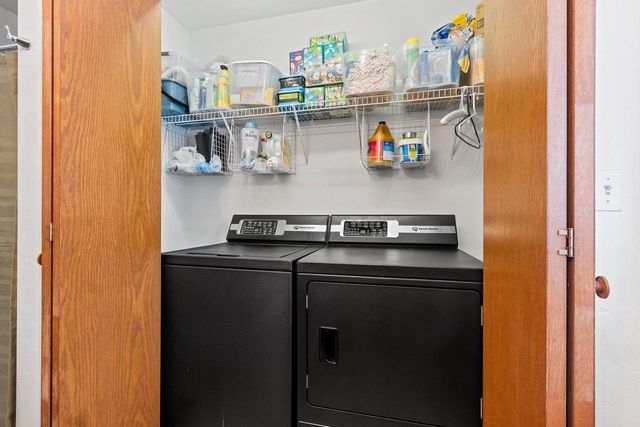 2700 MAPLE HILLS DRIVE, Green Bay, WI 54313