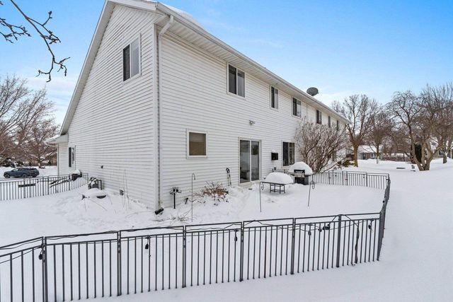 2700 MAPLE HILLS DRIVE, Green Bay, WI 54313