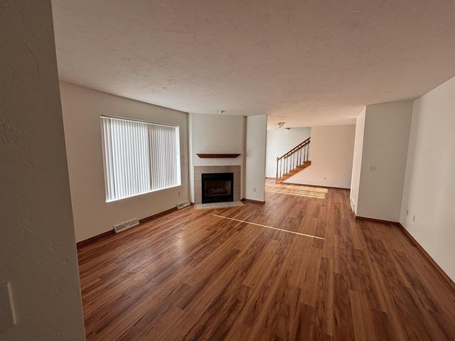 2700 MAPLE HILLS DRIVE, Green Bay, WI 54313