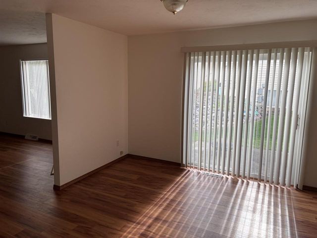 2700 MAPLE HILLS DRIVE, Green Bay, WI 54313