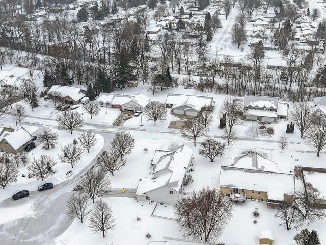 2700 MAPLE HILLS DRIVE, Green Bay, WI 54313