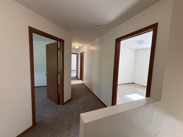 2700 MAPLE HILLS DRIVE, Green Bay, WI 54313