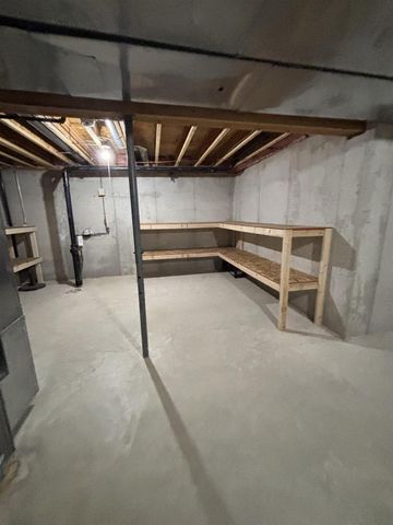 2700 MAPLE HILLS DRIVE, Green Bay, WI 54313