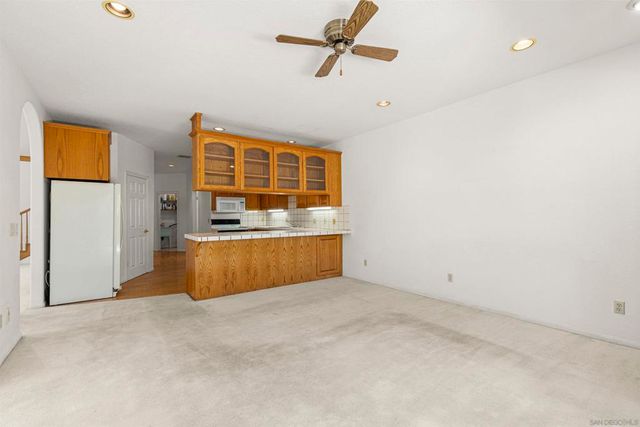 2448 Sacada Cir, Carlsbad, CA 92009