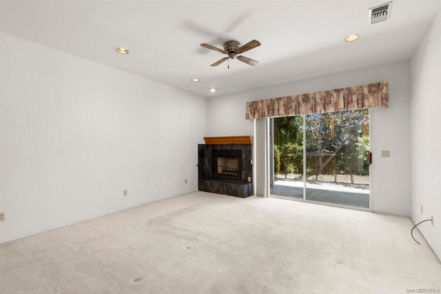 2448 Sacada Cir, Carlsbad, CA 92009
