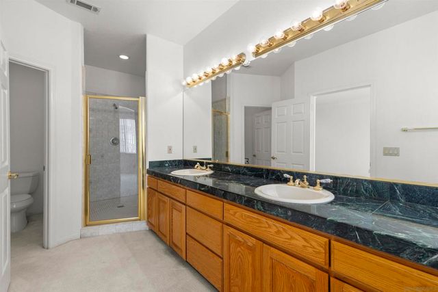 2448 Sacada Cir, Carlsbad, CA 92009