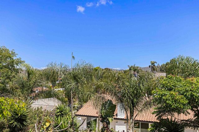 2448 Sacada Cir, Carlsbad, CA 92009