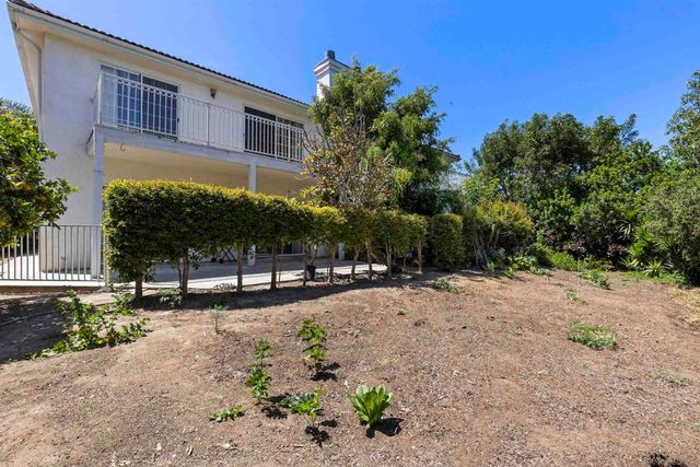 2448 Sacada Cir, Carlsbad, CA 92009