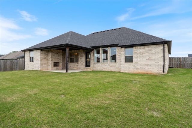 1790 Sunrise Circle, Centerton, AR 72719
