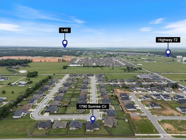 1790 Sunrise Circle, Centerton, AR 72719