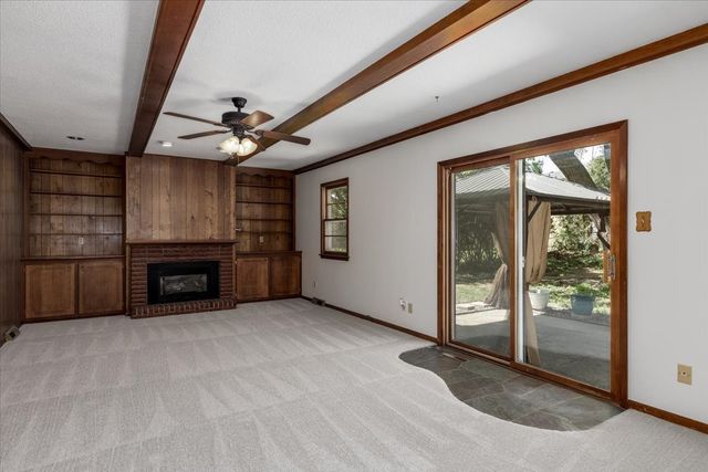 4030 45th Street, Des Moines, IA 50310