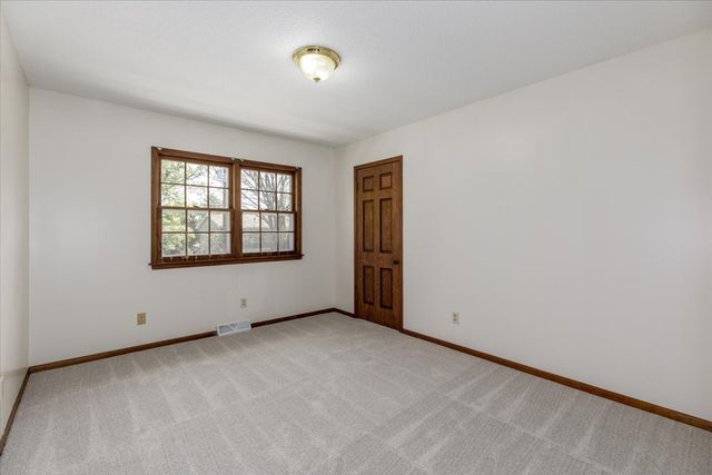 4030 45th Street, Des Moines, IA 50310