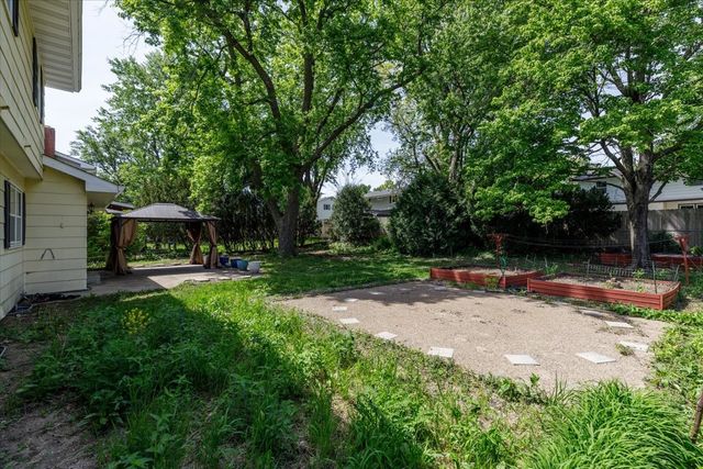 4030 45th Street, Des Moines, IA 50310