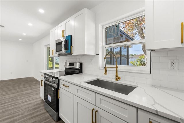 1092 DELTONA BOULEVARD, Deltona, FL 32725