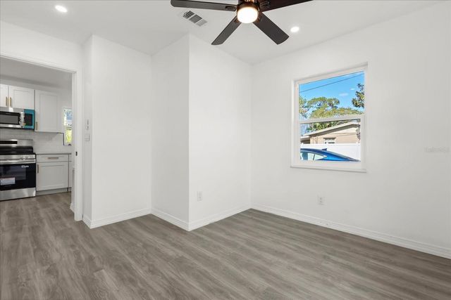 1092 DELTONA BOULEVARD, Deltona, FL 32725