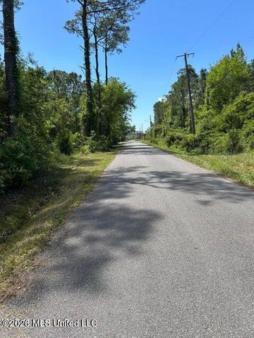 Parkview Lane, Pass Christian, MS 39571