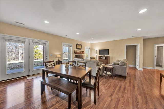 51 Fairway Oaks DR 8, Hardy, VA 24101