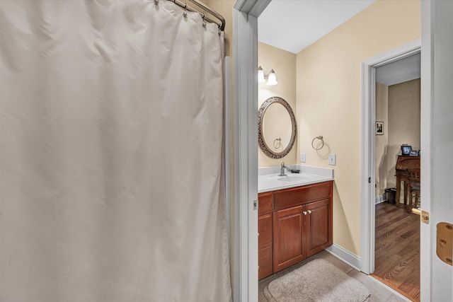 51 Fairway Oaks DR 8, Hardy, VA 24101