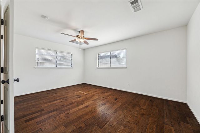 10219 Barwood Drive, Houston, TX 77043