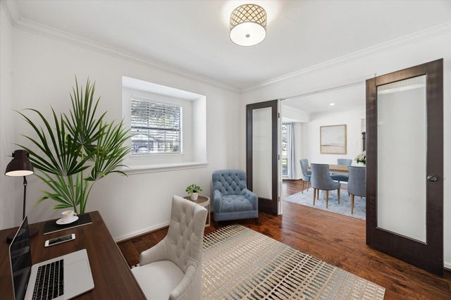 10219 Barwood Drive, Houston, TX 77043