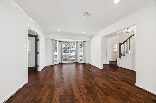 10219 Barwood Drive, Houston, TX 77043