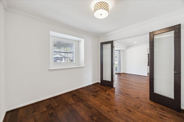 10219 Barwood Drive, Houston, TX 77043