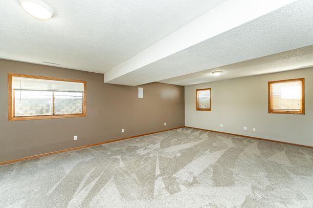 5309 Nicklaus Drive NW, Rochester, MN 55901