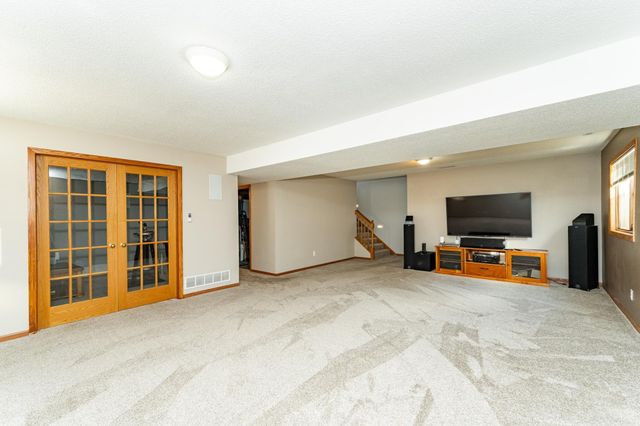 5309 Nicklaus Drive NW, Rochester, MN 55901