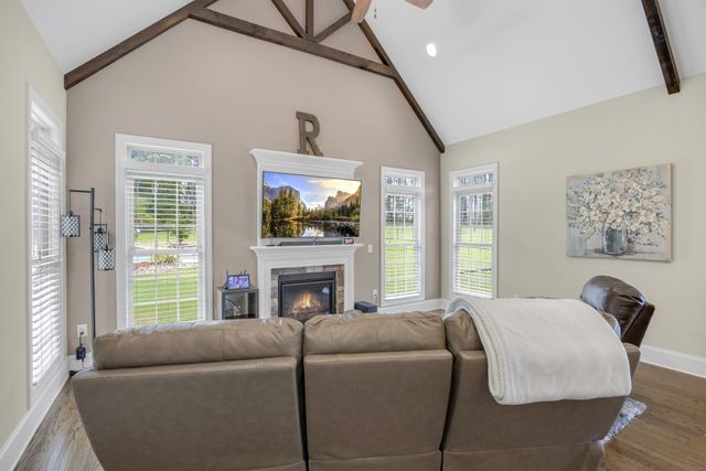 349 Roy Hall Way, Campobello, SC 29322