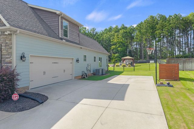 349 Roy Hall Way, Campobello, SC 29322