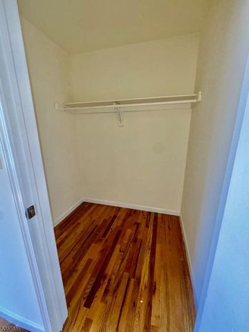 228 Port Ave, Elizabeth City, NJ 07206