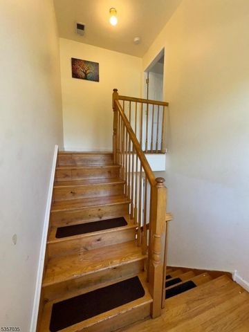 228 Port Ave, Elizabeth City, NJ 07206