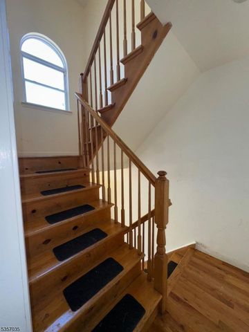 228 Port Ave, Elizabeth City, NJ 07206