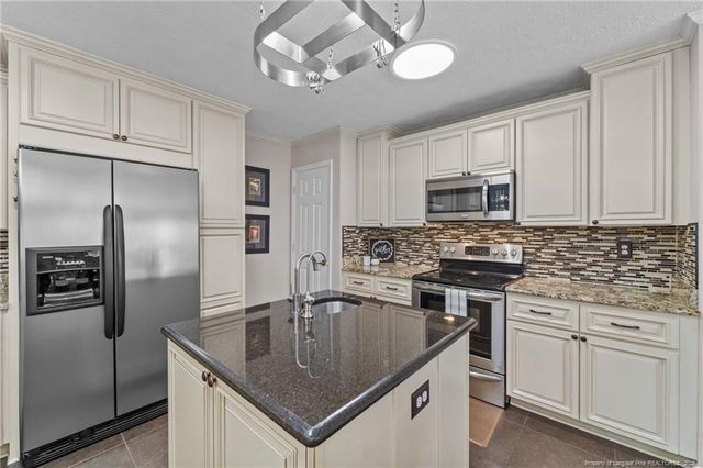 121 Zane Drive, Raeford, NC 28376