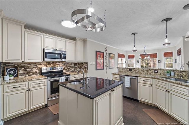 121 Zane Drive, Raeford, NC 28376