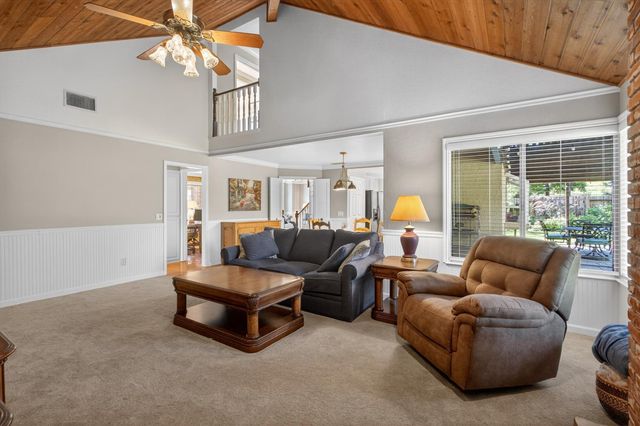 11540 Bear Valley Ct, Gold River, CA 95670