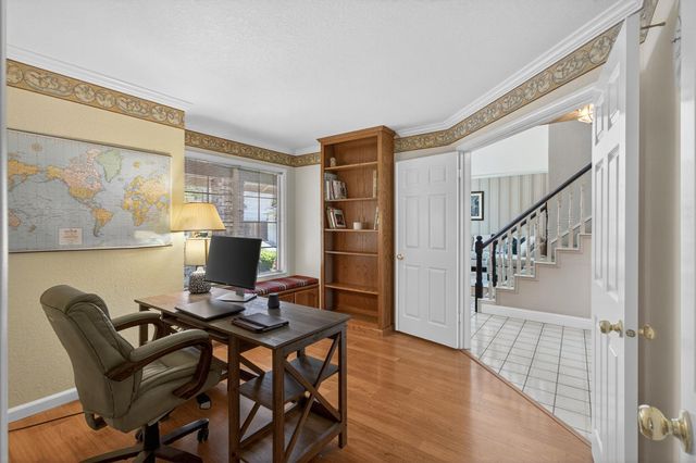11540 Bear Valley Ct, Gold River, CA 95670