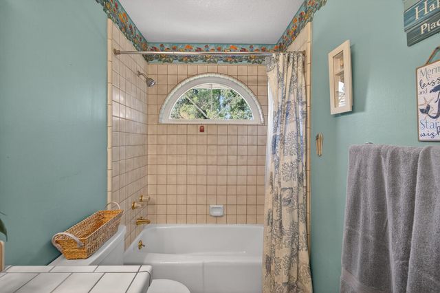 11540 Bear Valley Ct, Gold River, CA 95670