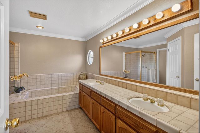 11540 Bear Valley Ct, Gold River, CA 95670