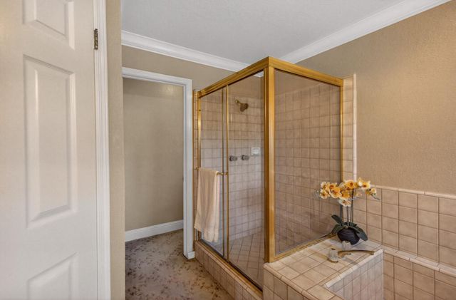11540 Bear Valley Ct, Gold River, CA 95670