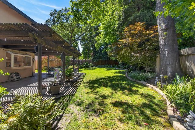 11540 Bear Valley Ct, Gold River, CA 95670