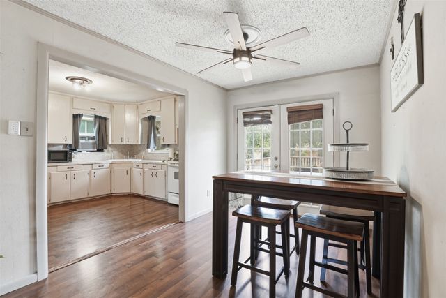 4304 Hodgkins Road, Lake Worth, TX 76135