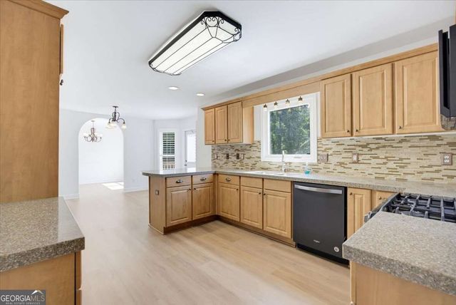 5485 Twin Oak Drive, Douglasville, GA 30135