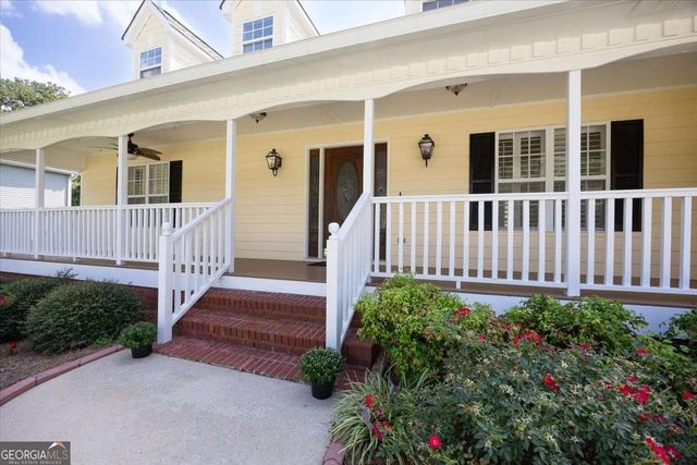 5485 Twin Oak Drive, Douglasville, GA 30135