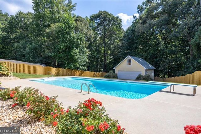 5485 Twin Oak Drive, Douglasville, GA 30135