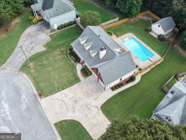 5485 Twin Oak Drive, Douglasville, GA 30135