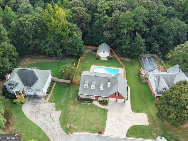 5485 Twin Oak Drive, Douglasville, GA 30135