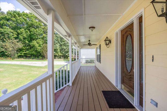 5485 Twin Oak Drive, Douglasville, GA 30135