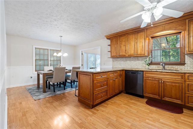 1650 Mountain Trace, Canton, GA 30114